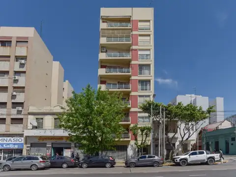 Venta de SEMIPISO 3amb c/dep, balcón, Avellaneda
