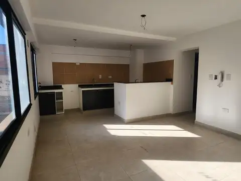 Adolfo Guemes 200, Piso 1