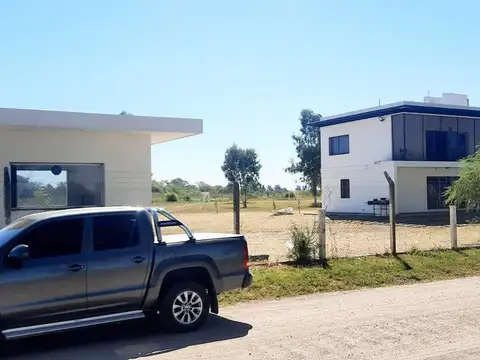 Galpon en Alquiler 96  mts Frente