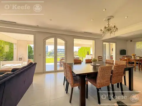 Casa en Venta en Nuevo Quilmes, USD 1.100.000