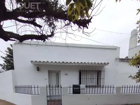 Casa dos dormitorios en ochava, en venta. Santo Tomé, Santa Fe