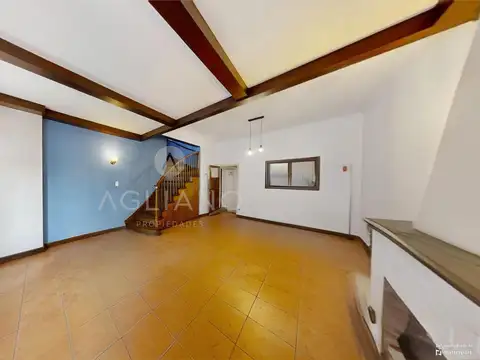Depto Tipo Casa en Venta con 1 cocheras