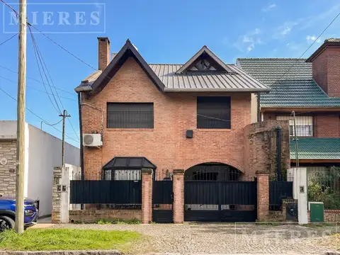 Muy linda casa en venta en Las Lomas de San Isidro.