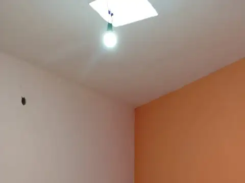 Depto Tipo Casa en Alquiler con 1 cocheras