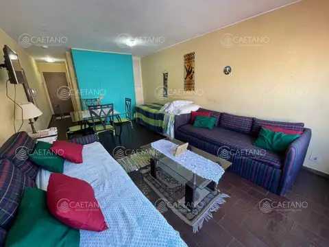Departamento en Venta en Península, USD 105.000