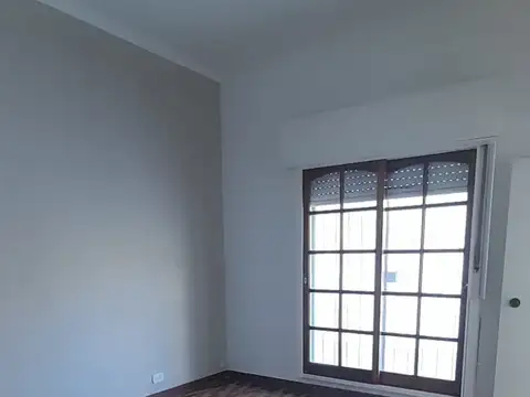 Depto Tipo Casa en Alquiler de 2 dormitorios