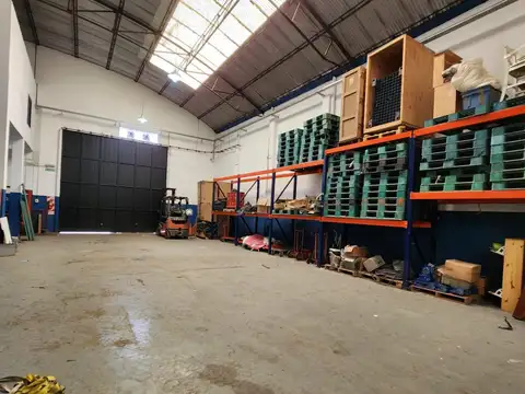 GALPÓN 670 M²