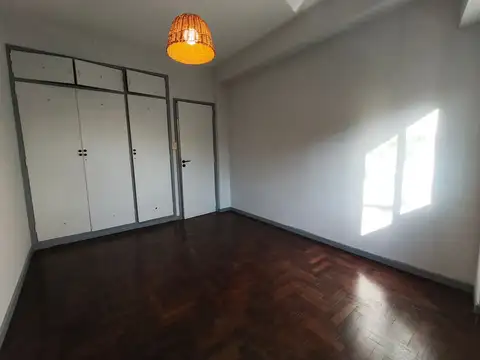 2 AMBIENTES TIPO PH AL FRENTE APTO CRÉDITO