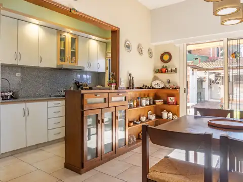 Depto Tipo Casa en Venta con 1 cocheras