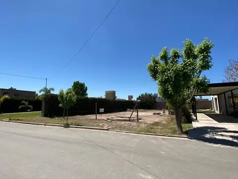 Terreno en Venta 25  mts Frente