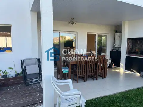 Casa Los Arces en venta LA CAÑADA DE PILAR  CUAN PROPIEDADES