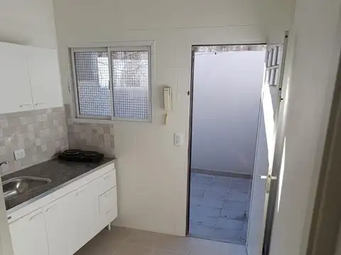 Depto Tipo Casa en Venta al Este