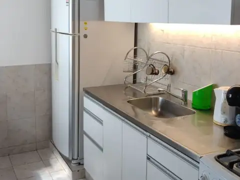 Departamento 6 ambientes con 3 baños