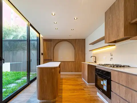 Casa 4 ambientes con 4 baños