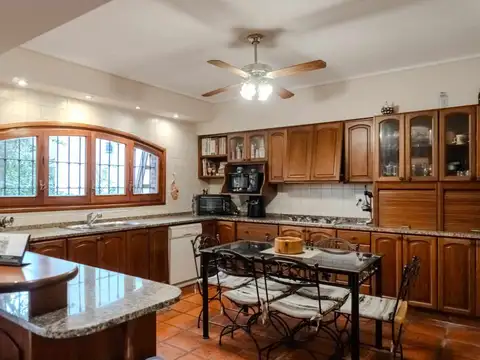 Casa en Venta de 6 dormitorios