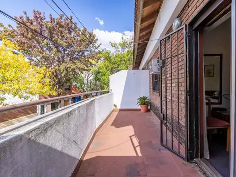 Depto Tipo Casa en Venta de 5 ambientes