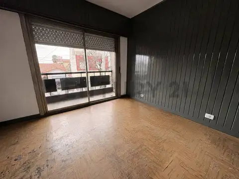Departamento en Venta en Remedios de Escalada, USD 68.000