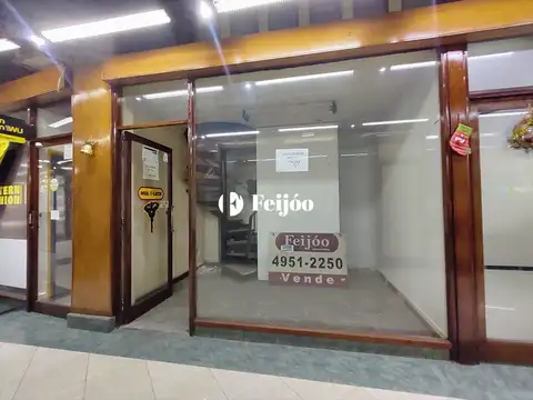 Local en Alquiler en Retiro, $ 300.000