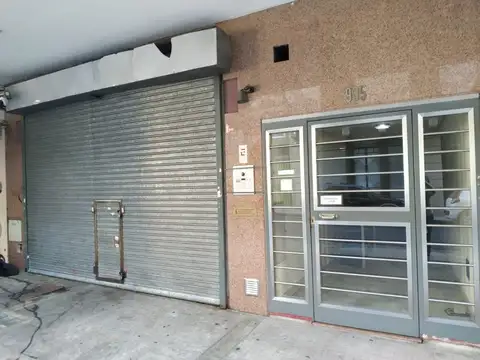 Local Comercial muy buen estado a mts de la 9 de Julio