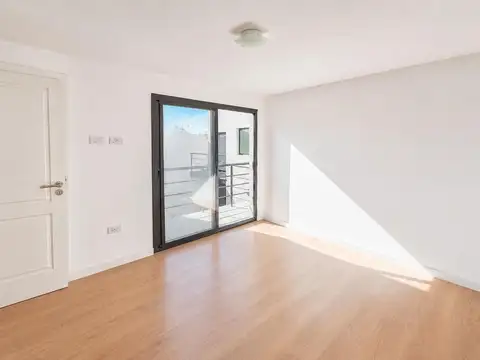 Depto Tipo Casa en Venta de 2 ambientes