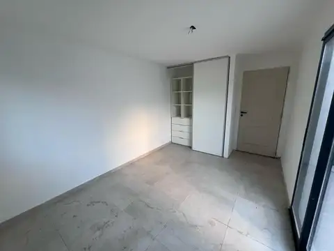 Casa 2 ambientes con 1 baño