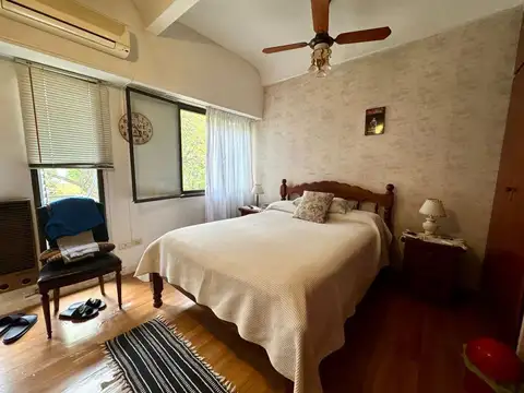 Depto Tipo Casa en Alquiler de 4 ambientes