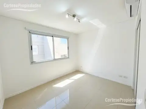Departamento en Alquiler con 1 cocheras