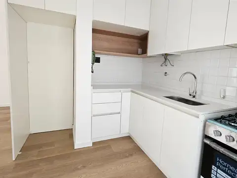 Crámer 700, Piso PB