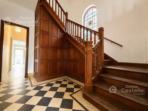 Casa en Alquiler de 4 dormitorios
