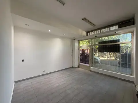 Local Comercial 45 M2 | San Justo Ctro. A 150m De La Plaza