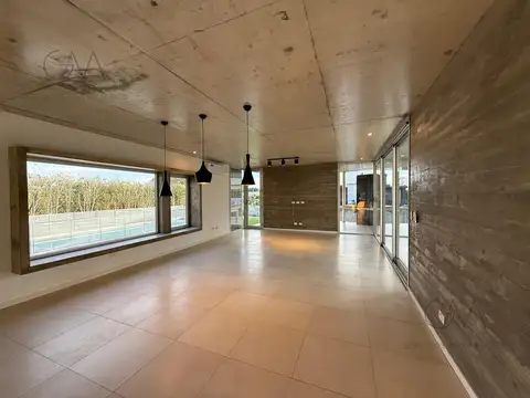 Casa en Alquiler en Arenas del Sur, USD 2.200