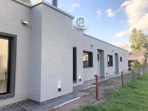 Casa en Venta en Álvarez Del Bosque, USD 185.000
