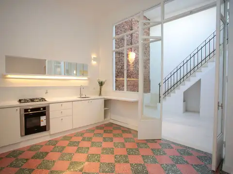 CASA EN VILLA DEL PARQUE