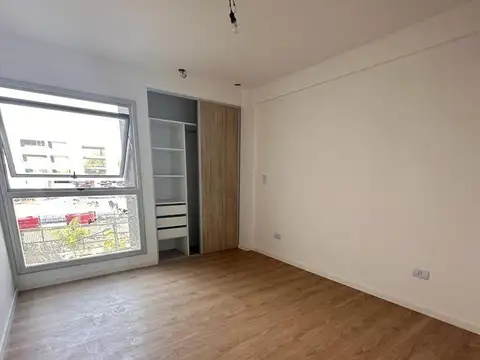 Casullo al 200  Piso 100