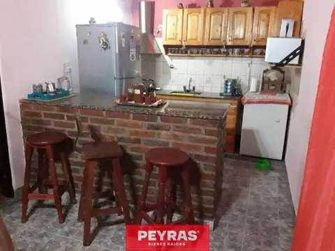Casa 4 ambientes con 1 baño