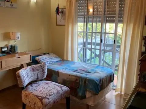 Casa Dúplex  en Venta en Burzaco, Almirante Brown, G.B.A. Zona Sur