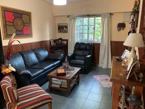 Casa en Venta en Burzaco, USD 145.000