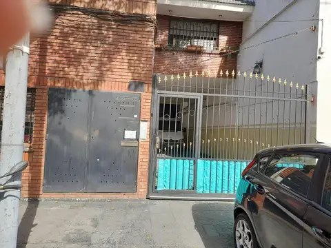 Alquiler PH 2 Ambientes tipo loft. Sin expensas. Mataderos