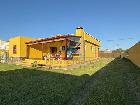 VENTA- CASA 3 DORM - BARRIO LOMAS - JESÚS MARÍA