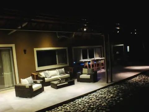 Casa en Venta, 6 Ambientes, en Estancias del Pilar, Pilar, GBA Norte