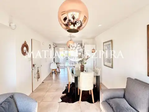 Excelente piso con terraza propia  y cochera en Castelar