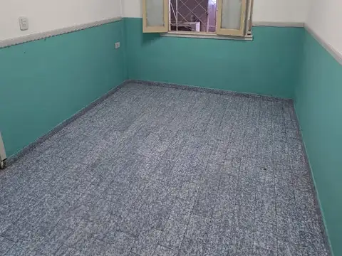 Depto Tipo Casa en Alquiler con 1 cocheras