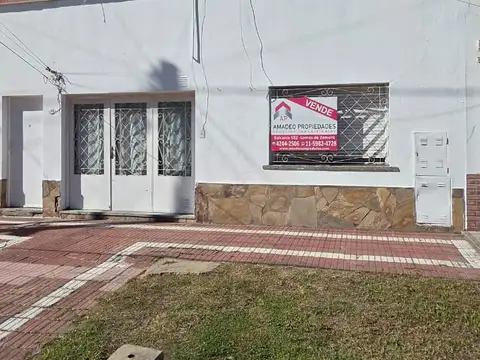 Casa ph al frente con entrada independiente: 4 amb con cochera y patio, ubicada en Cangallo 1421 Temperley