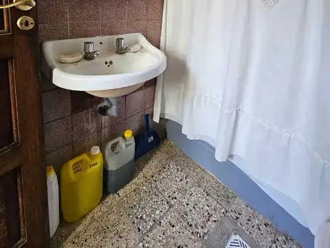 Depto Tipo Casa en Venta 76 años
