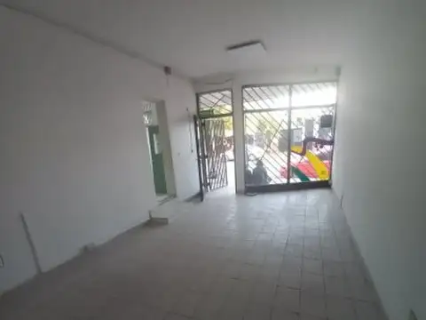 Local en Alquiler en Neuquén, $ 2.400.000