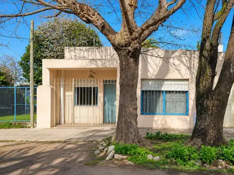 VENTA CASA 3 AMBIENTES MERLO SUR -BARRIO MATERA