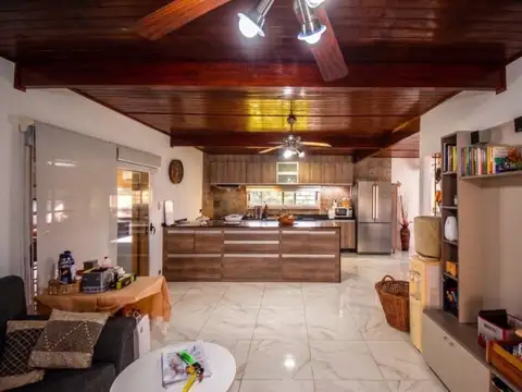 VENTA CASA 2 DORMI + DUPLEX EN LAS ACEQUIAS