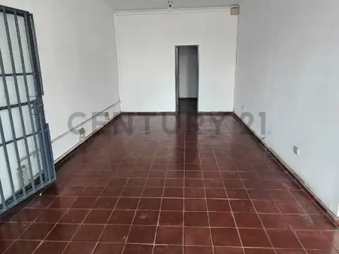 Pedro Molina 500, Piso 0