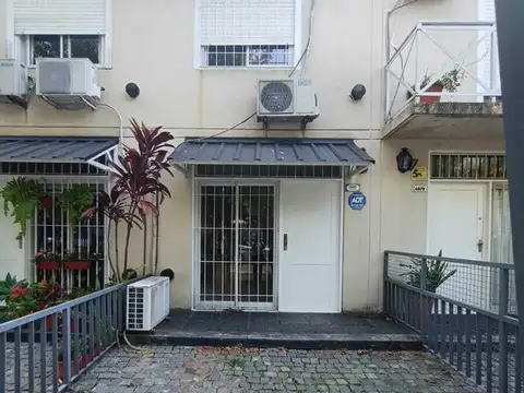 Departamento Triplex  en Venta en Versalles, Capital Federal, Buenos Aires