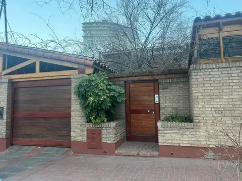 Casa en 5º Sección